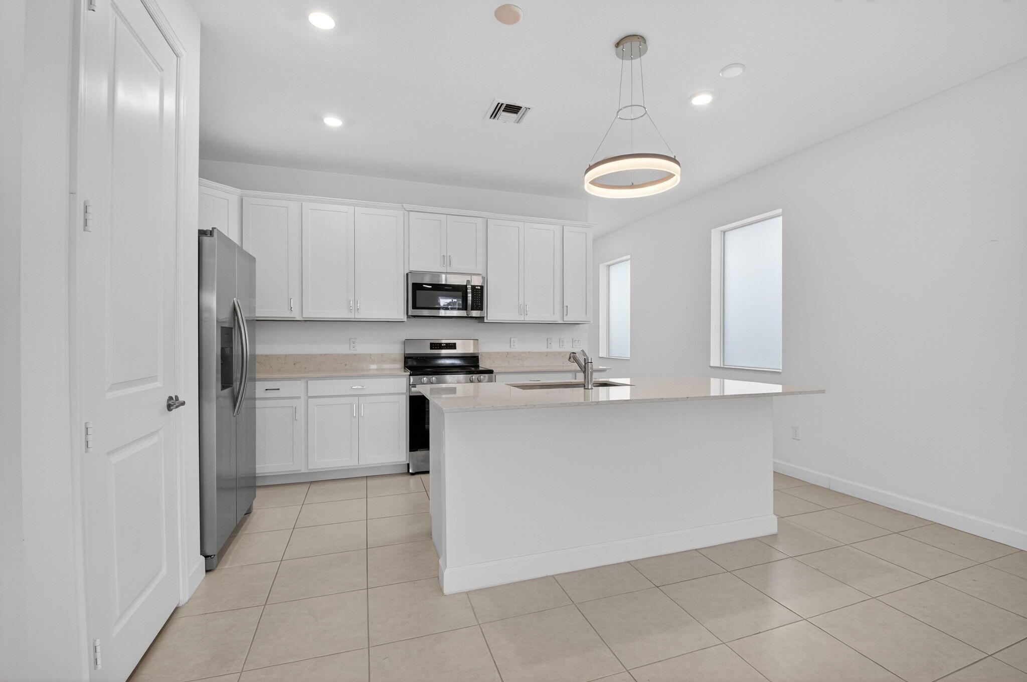 5697 Graceful Way