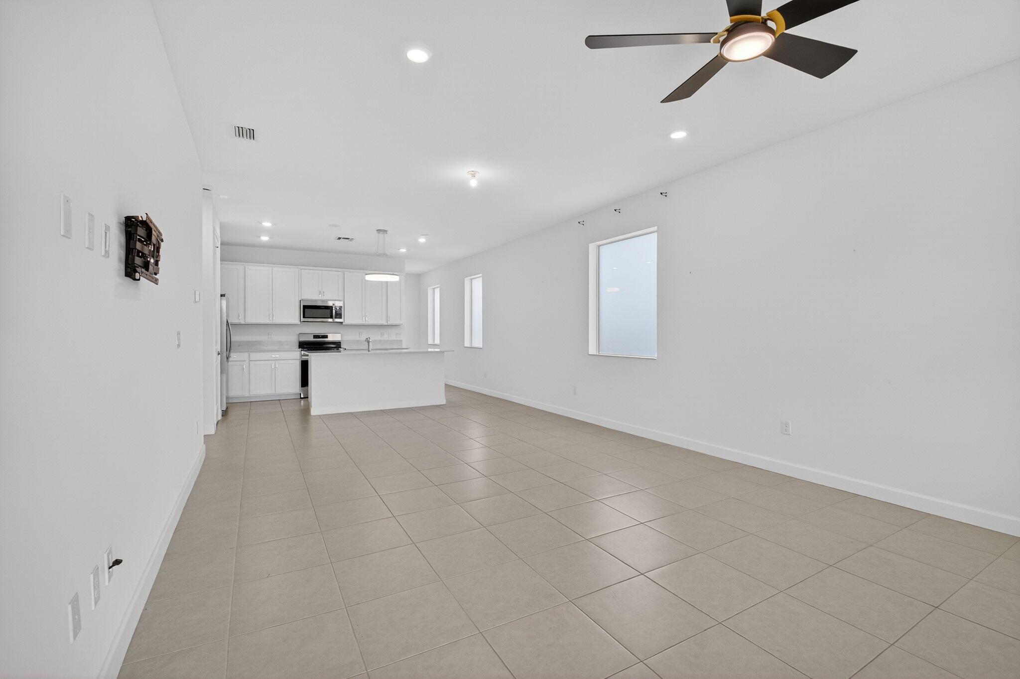 5697 Graceful Way