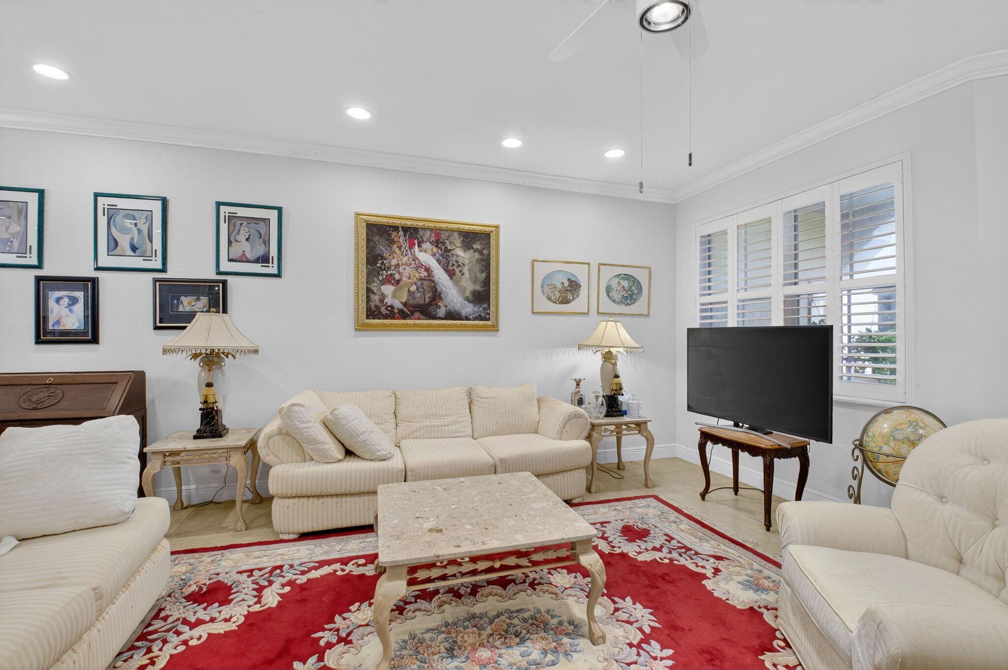 179 Las Brisas Circle