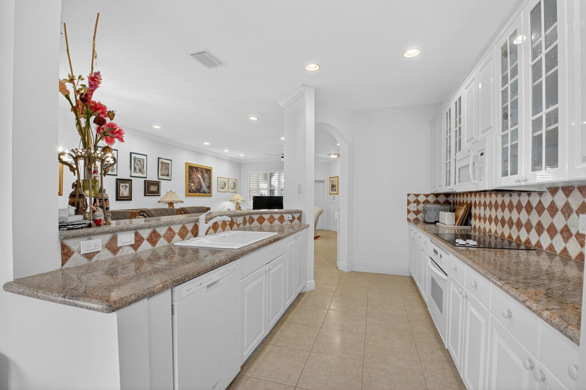 179 Las Brisas Circle