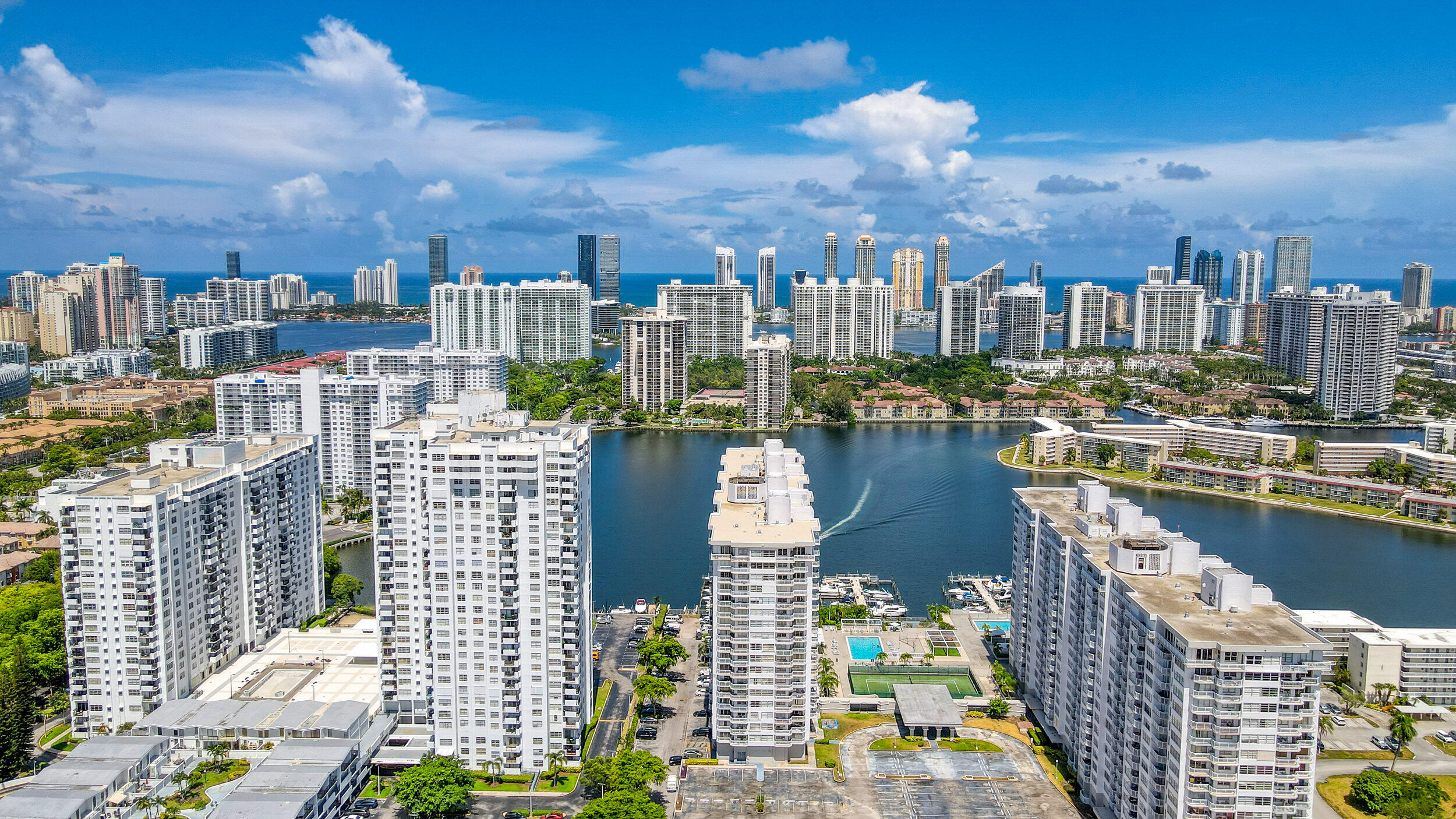 18051 Biscayne Boulevard 1104