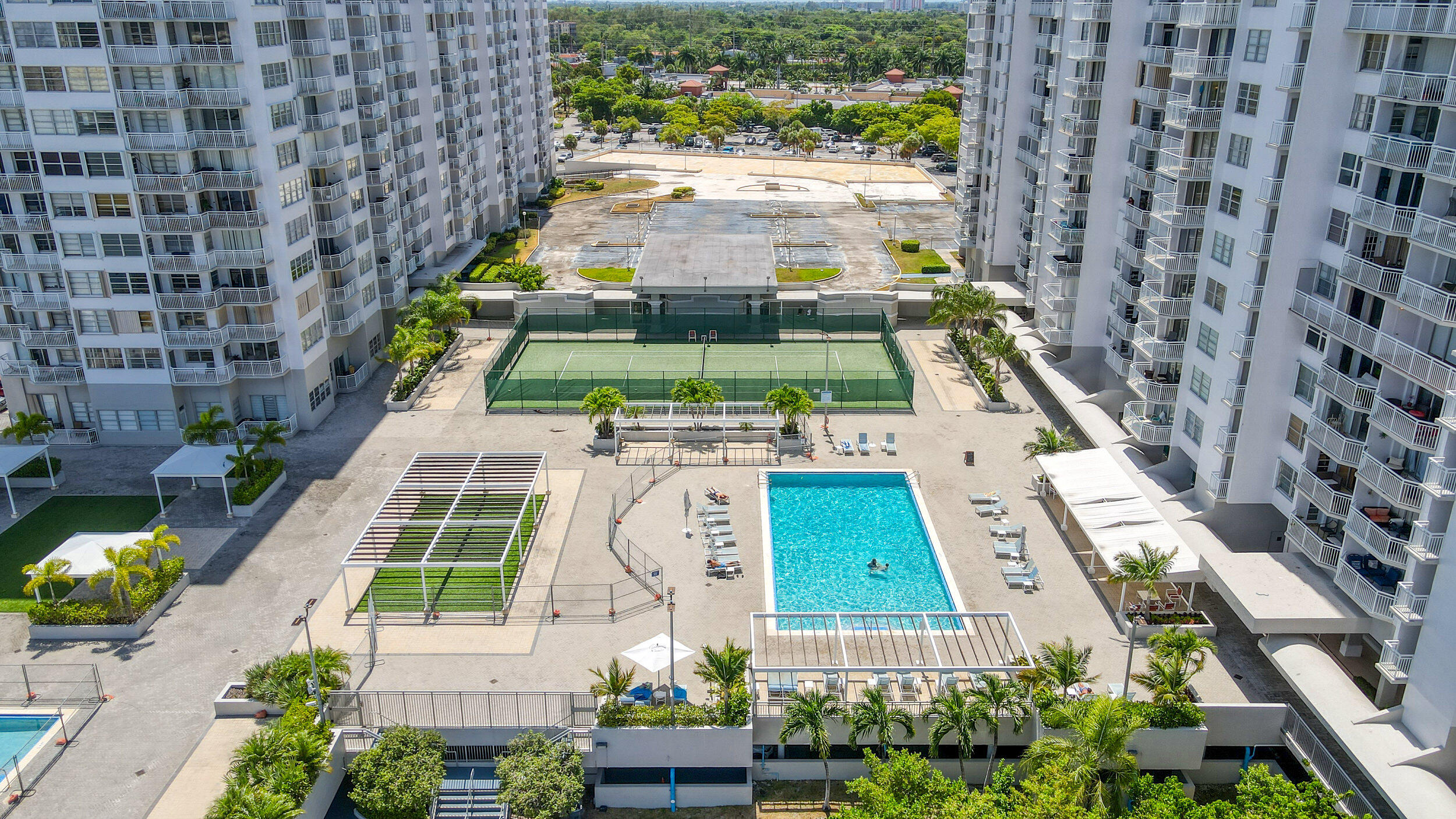 18051 Biscayne Boulevard 1104
