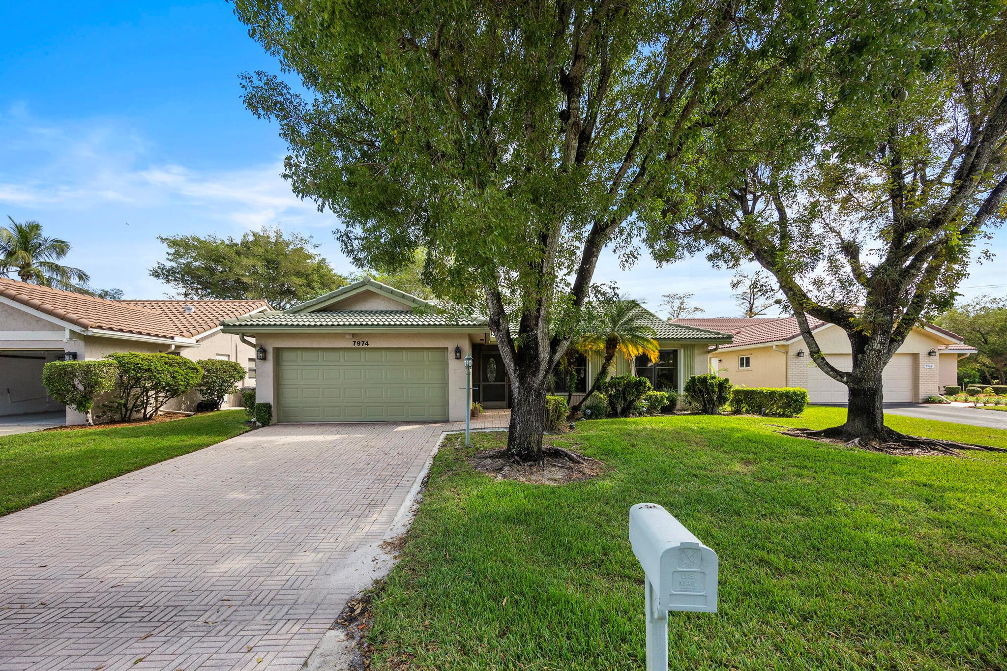 7974 Cloverfield Circle