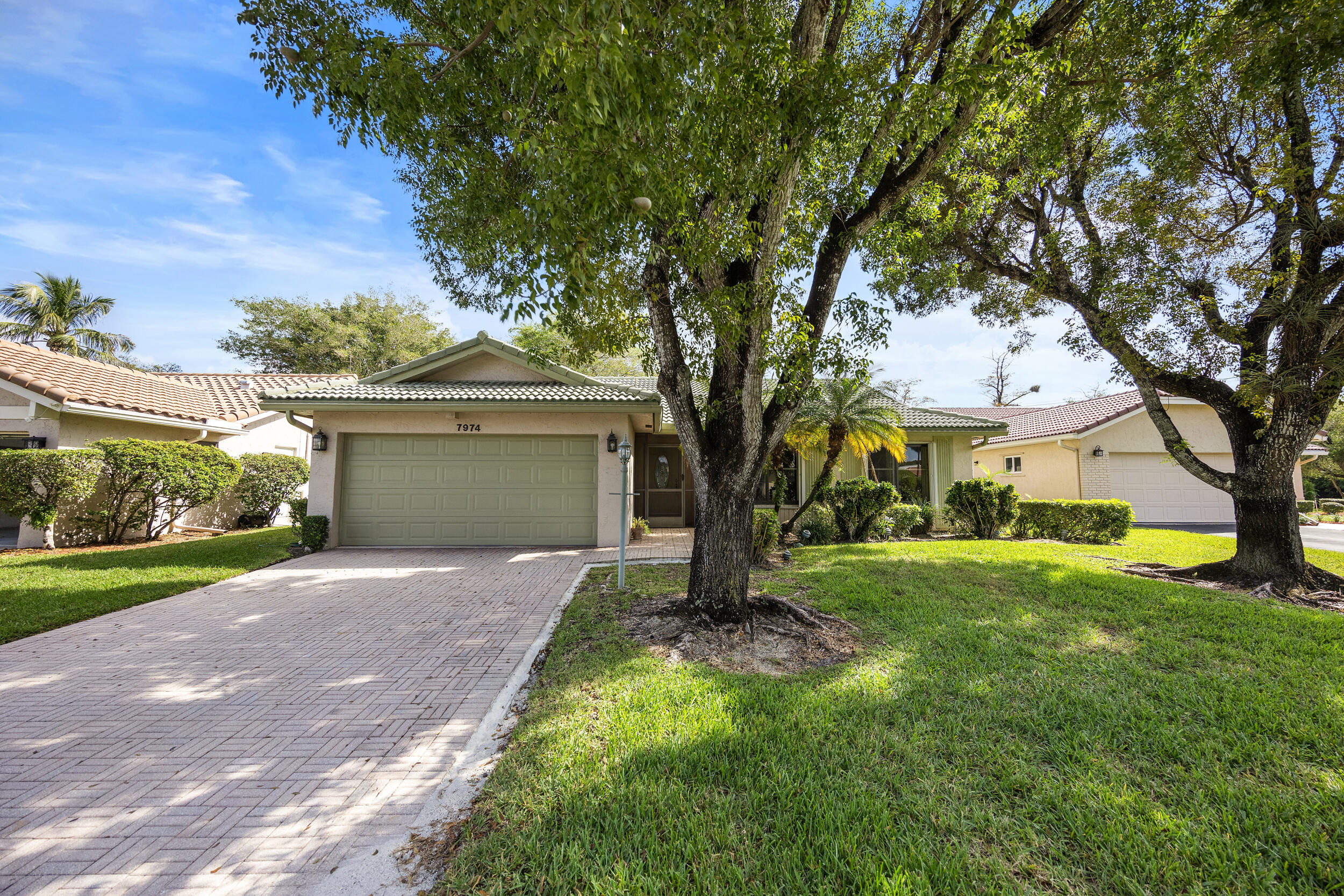 7974 Cloverfield Circle