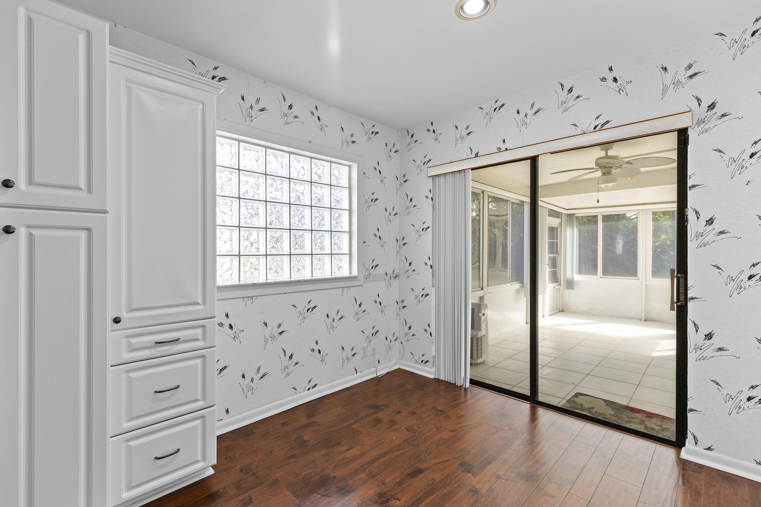 7974 Cloverfield Circle