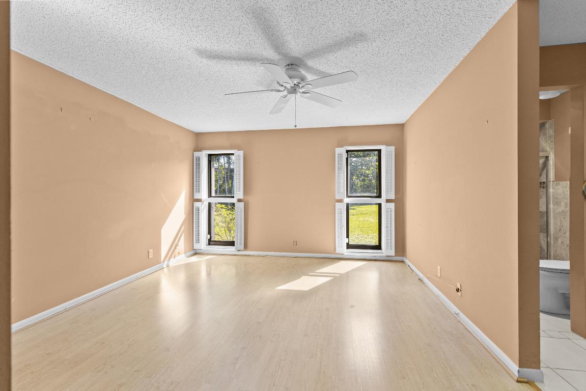 7974 Cloverfield Circle