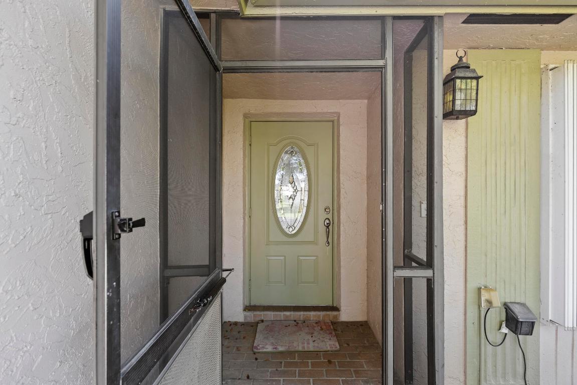 7974 Cloverfield Circle