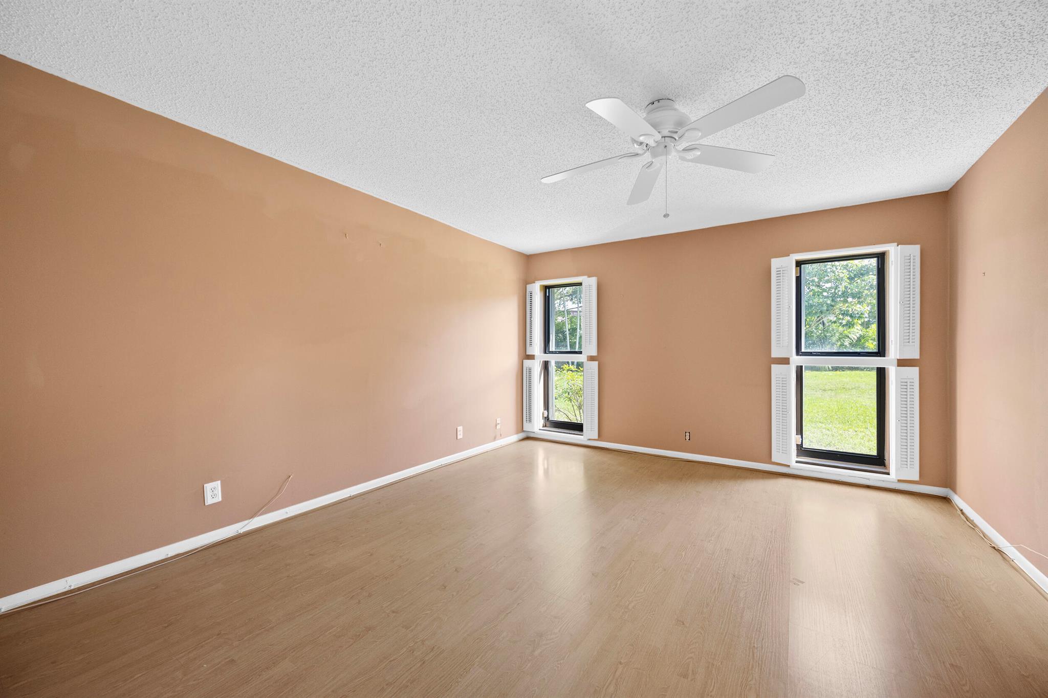 7974 Cloverfield Circle