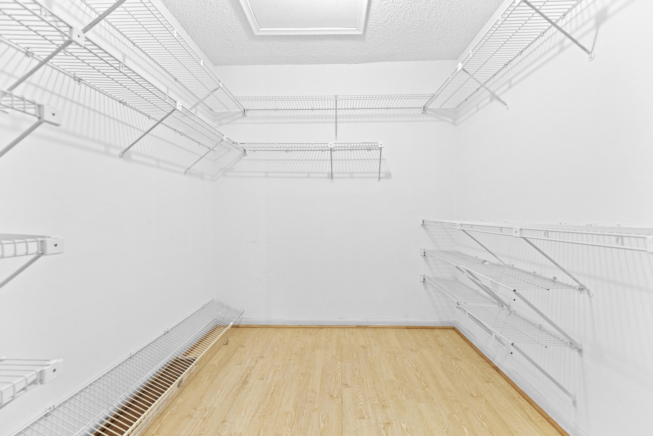 7974 Cloverfield Circle