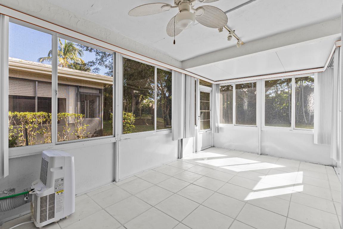 7974 Cloverfield Circle