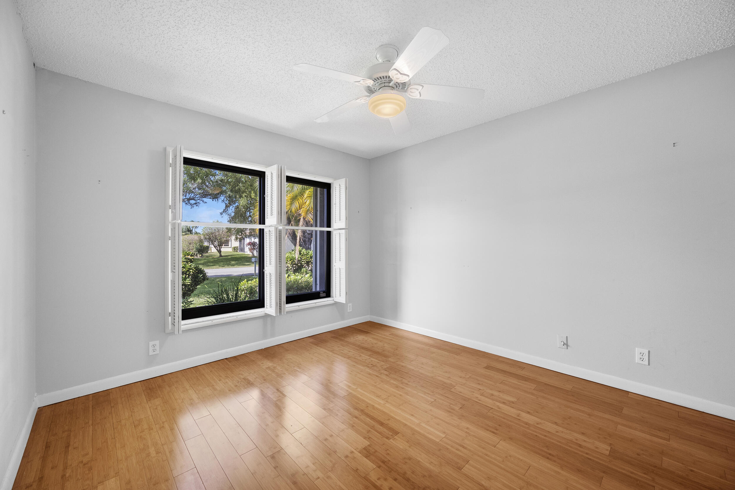 7974 Cloverfield Circle