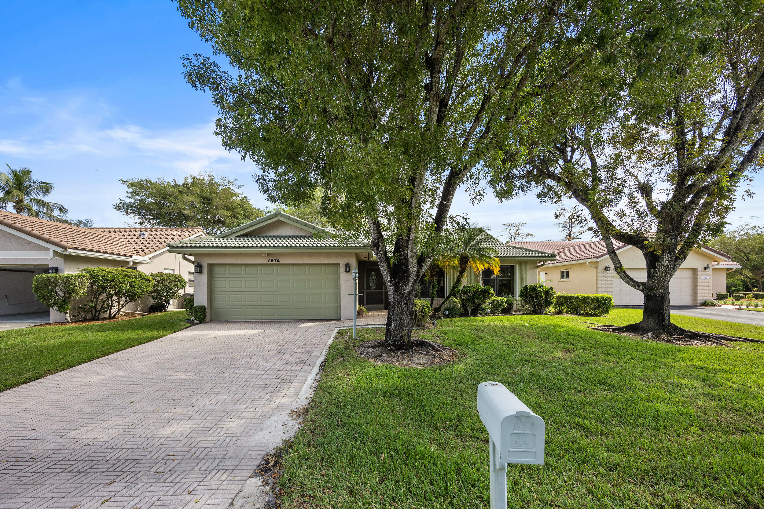 7974 Cloverfield Circle