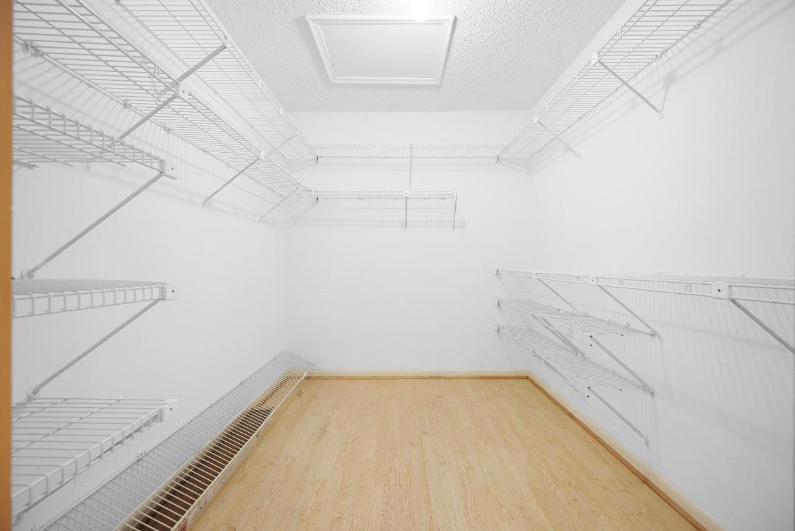 7974 Cloverfield Circle