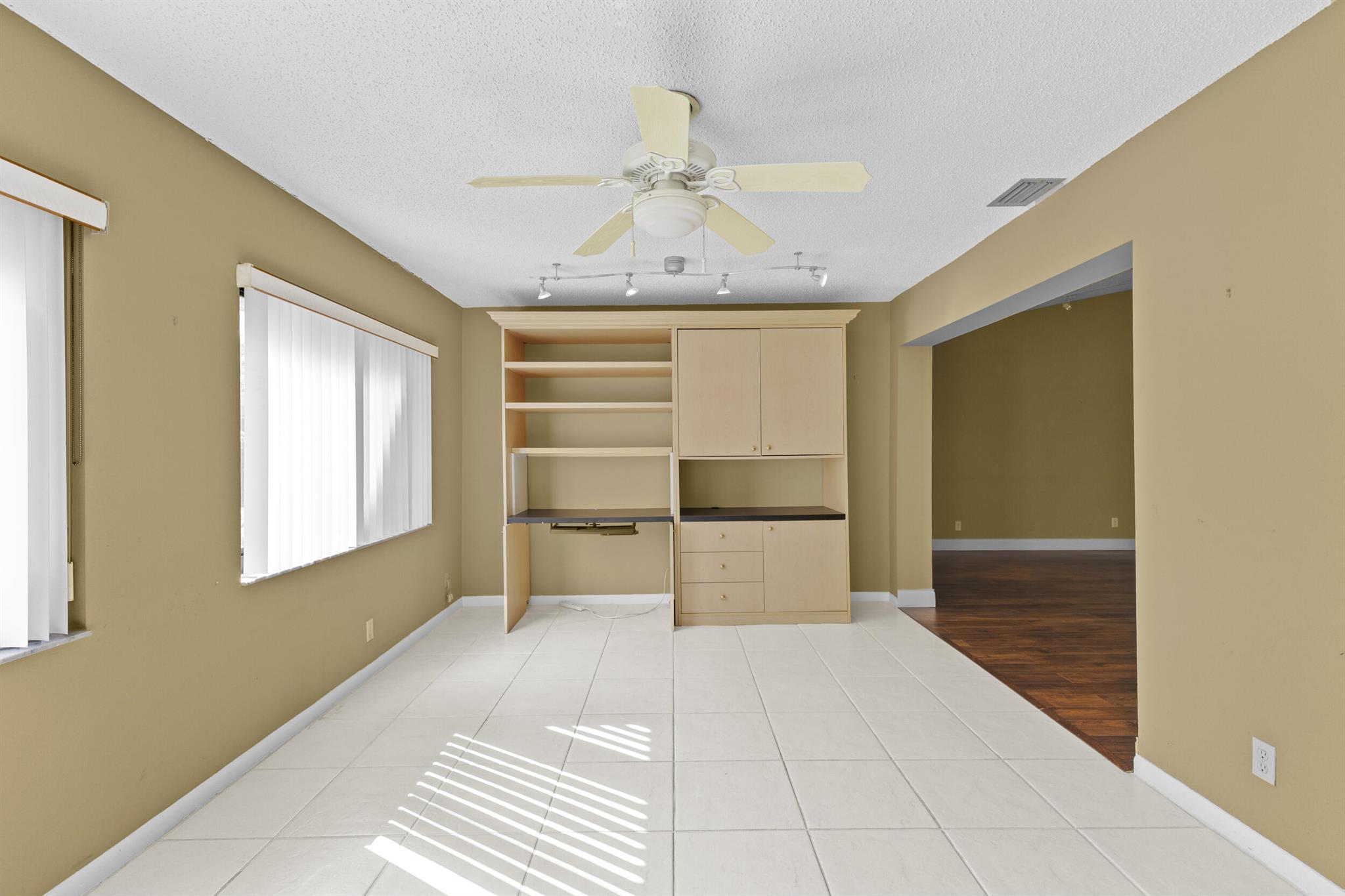 7974 Cloverfield Circle