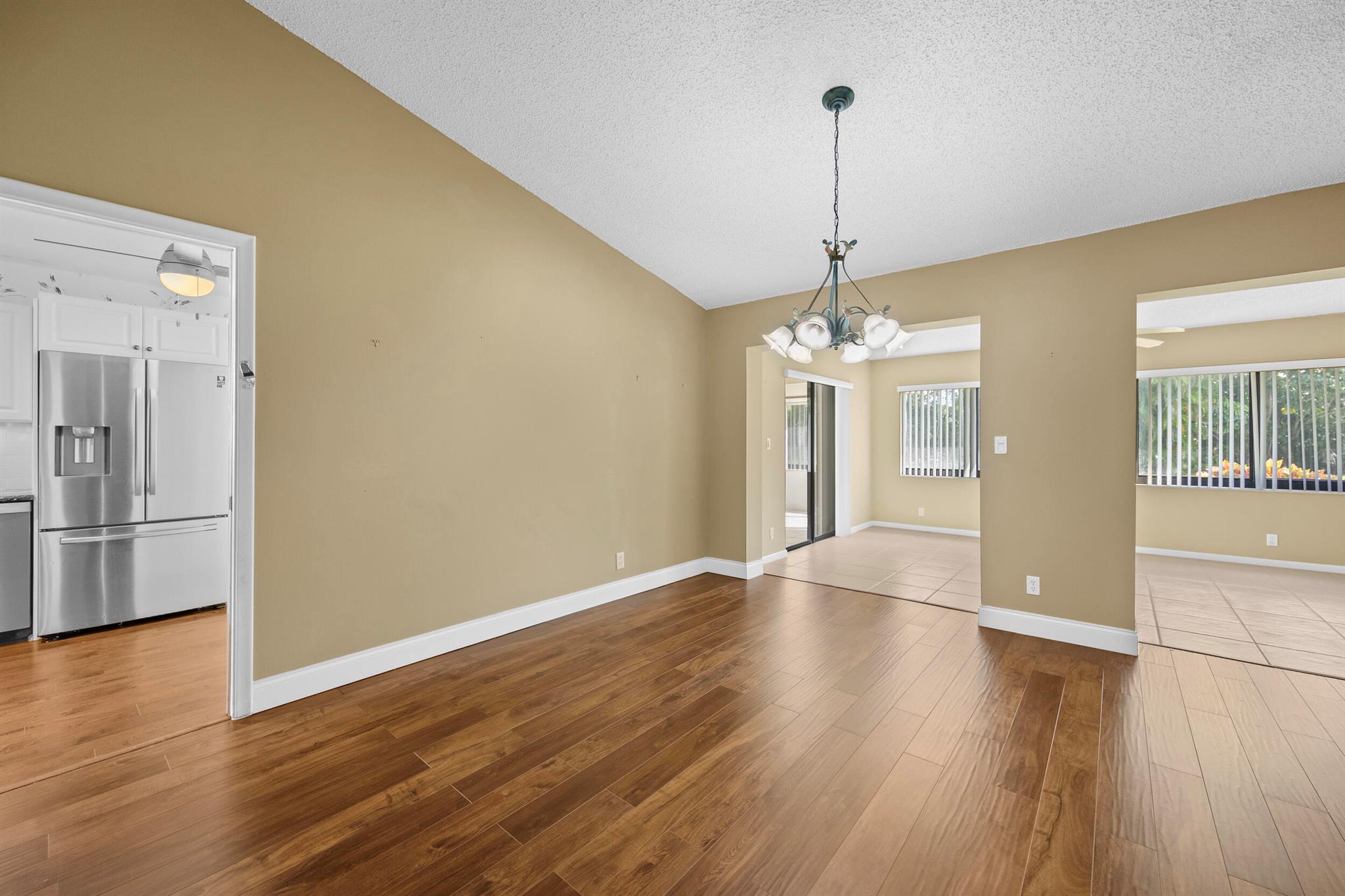 7974 Cloverfield Circle