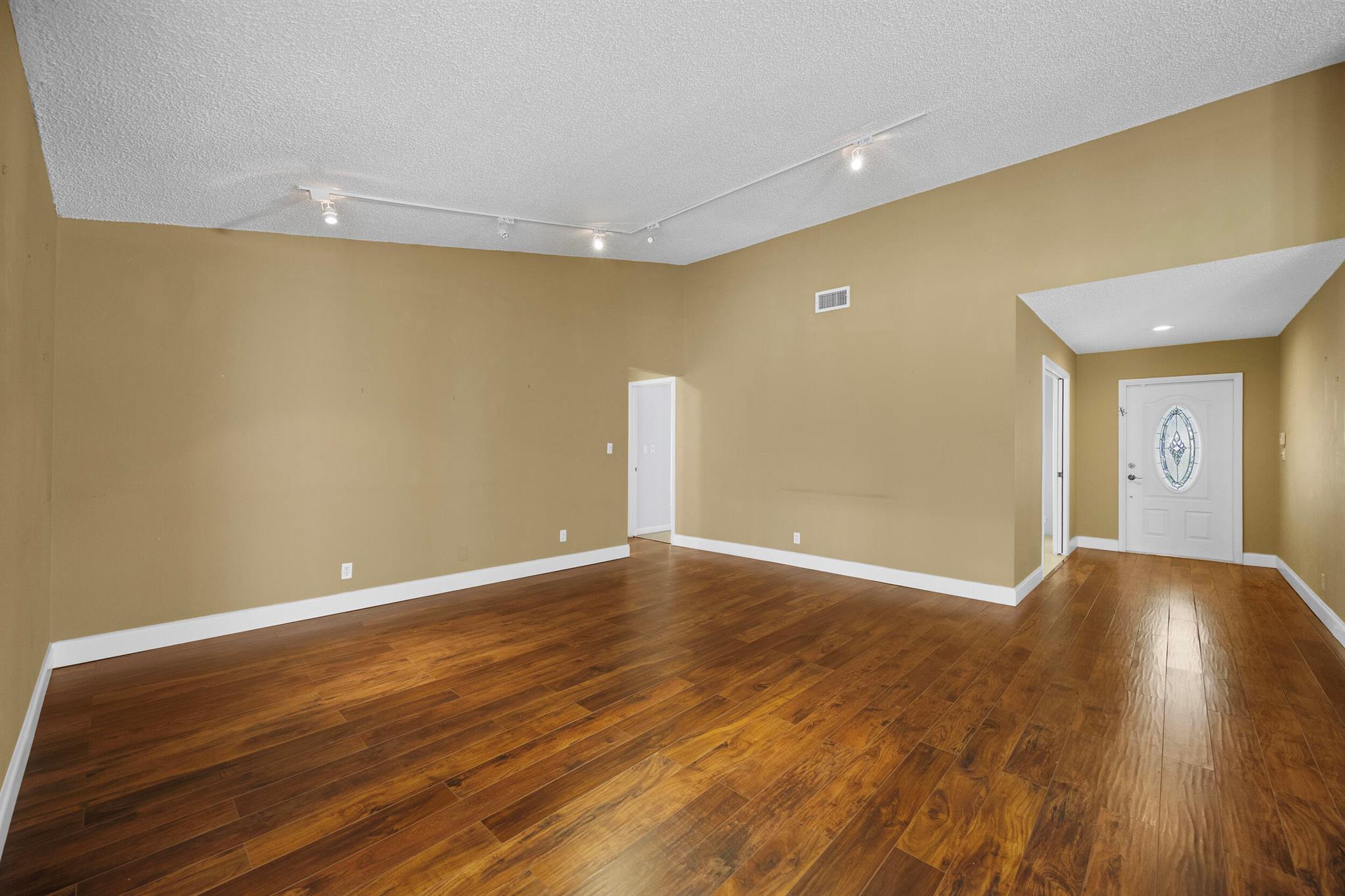 7974 Cloverfield Circle