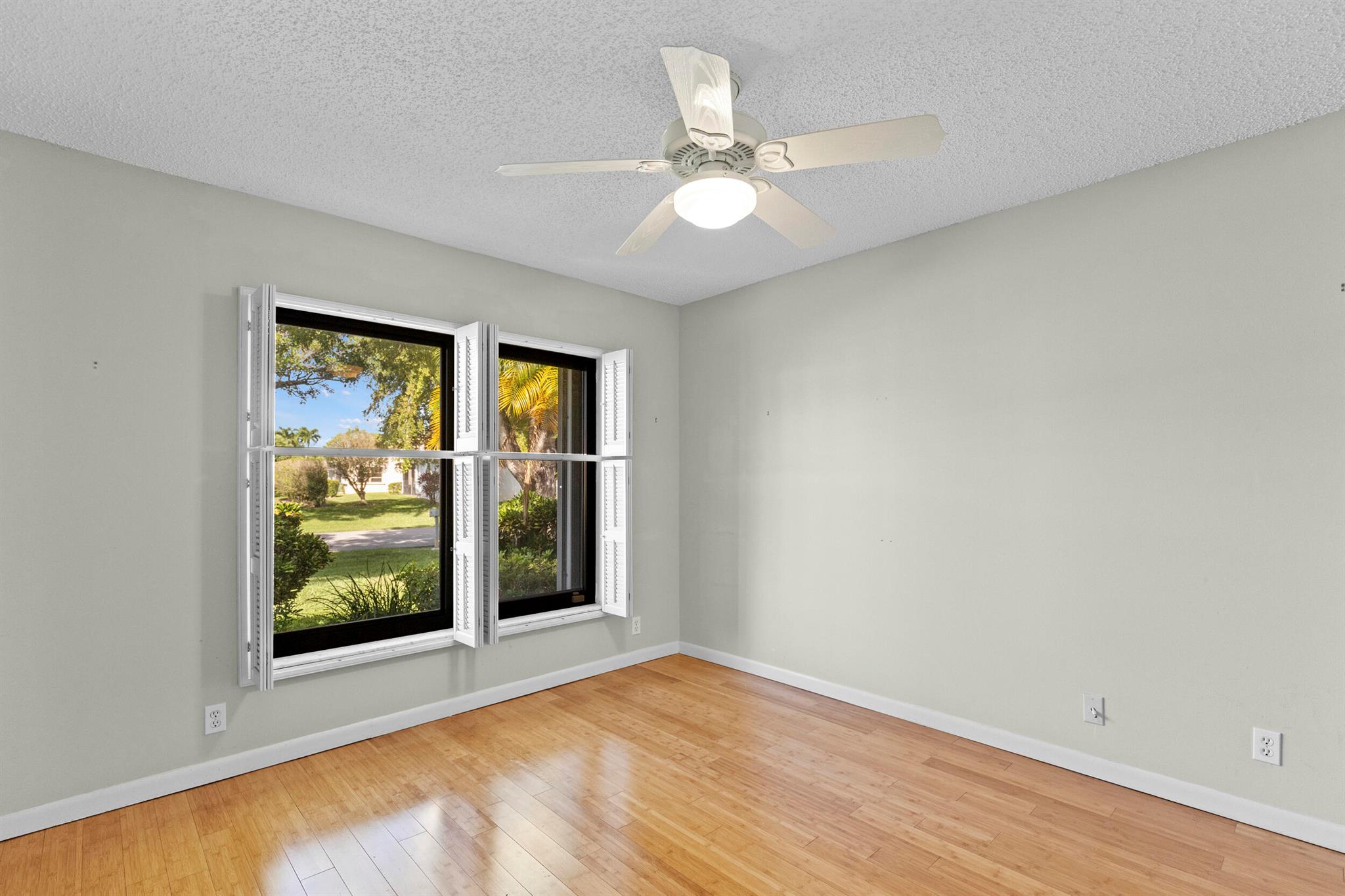 7974 Cloverfield Circle