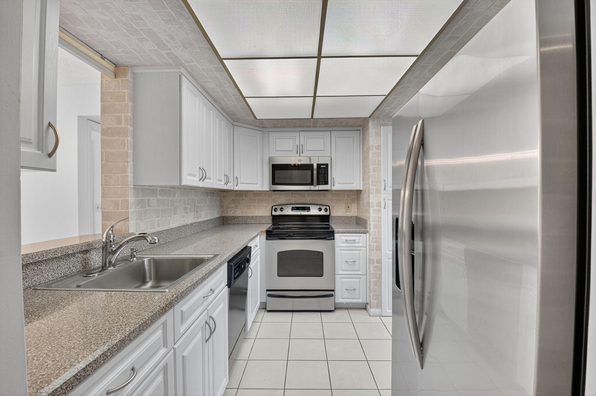 14797 Cumberland Drive 1020