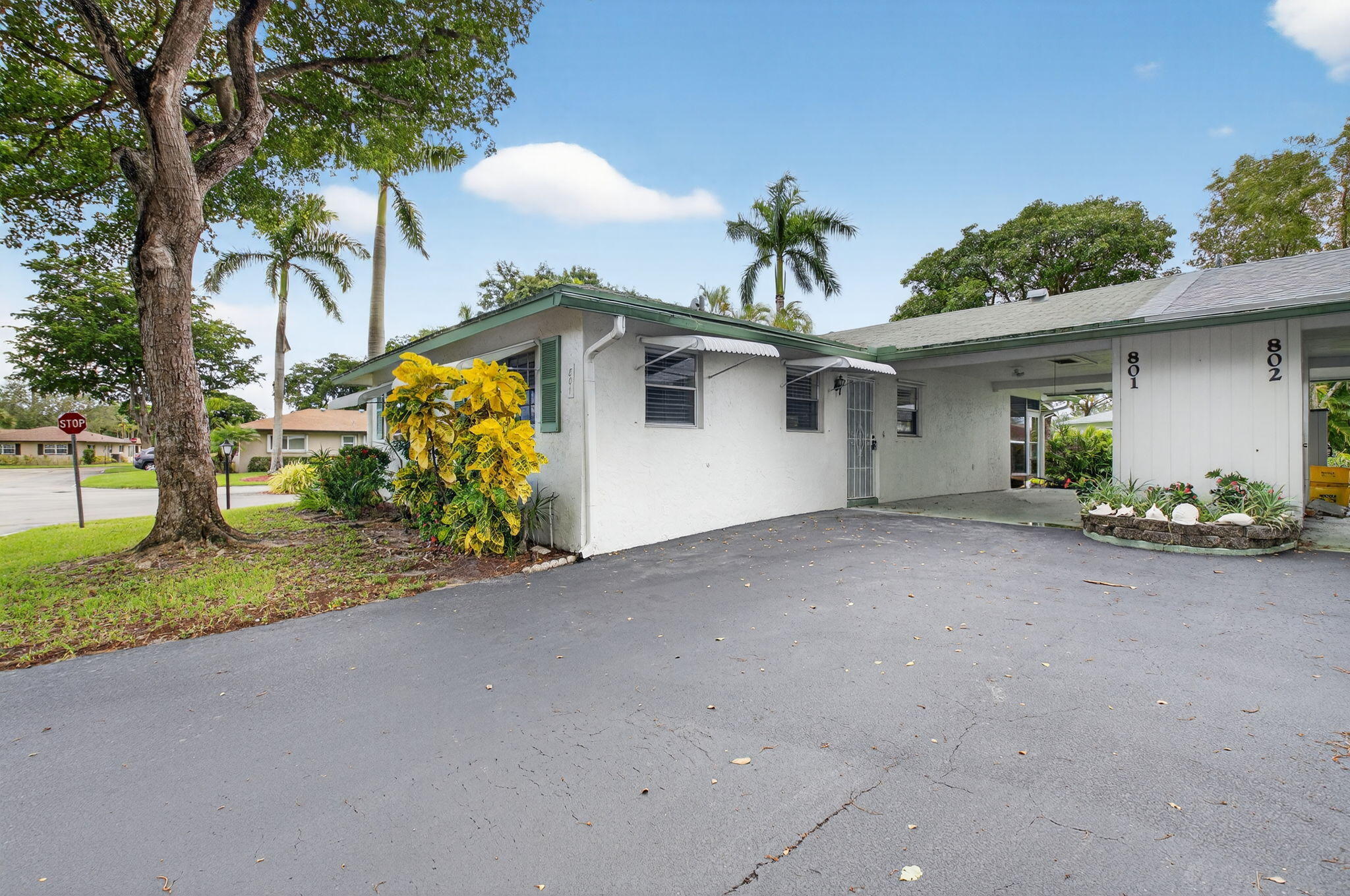 801 Meadowlark Lane