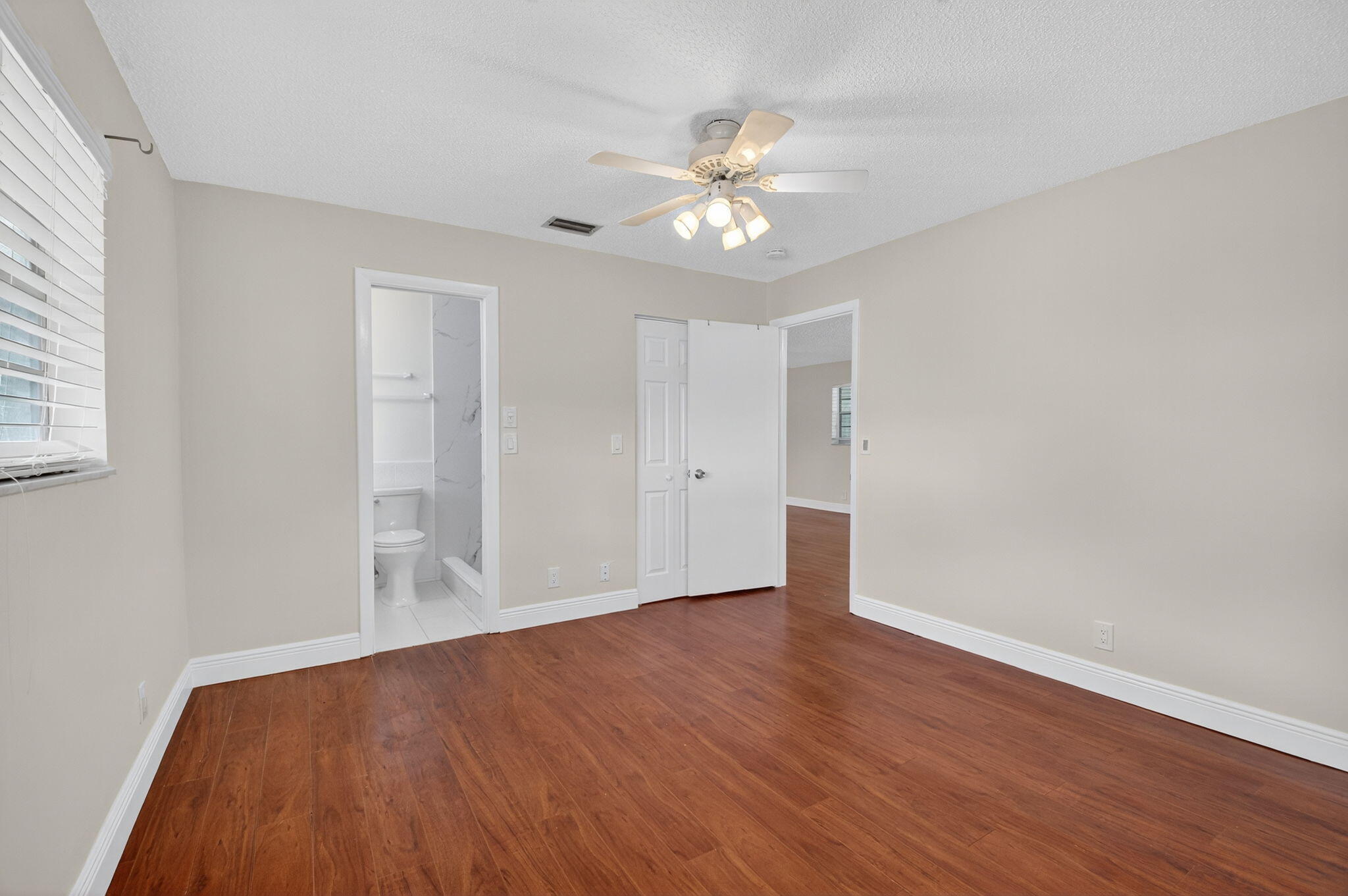 801 Meadowlark Lane