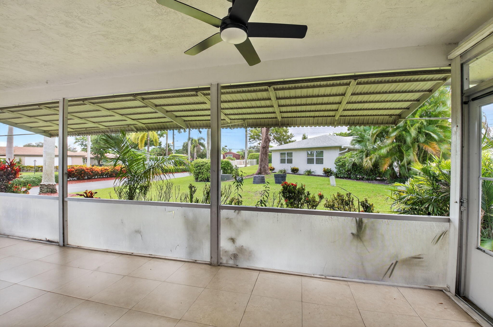 801 Meadowlark Lane