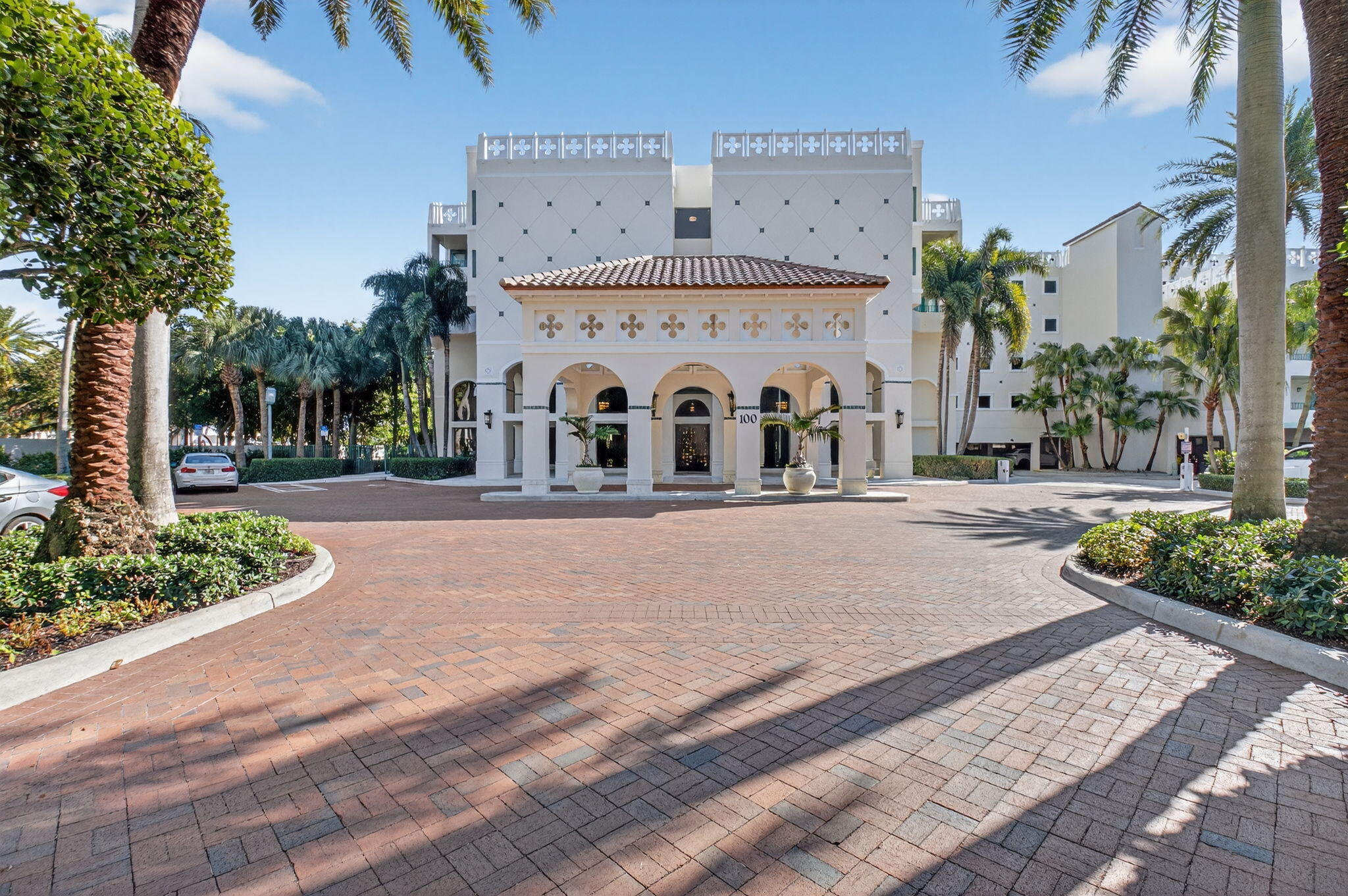 100 SE 5th Avenue 308
