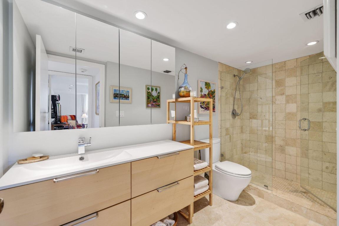 100 SE 5th Avenue 308