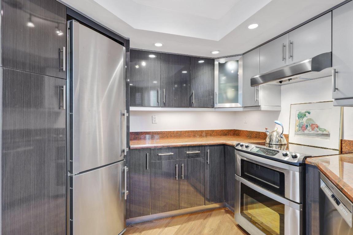 100 SE 5th Avenue 308