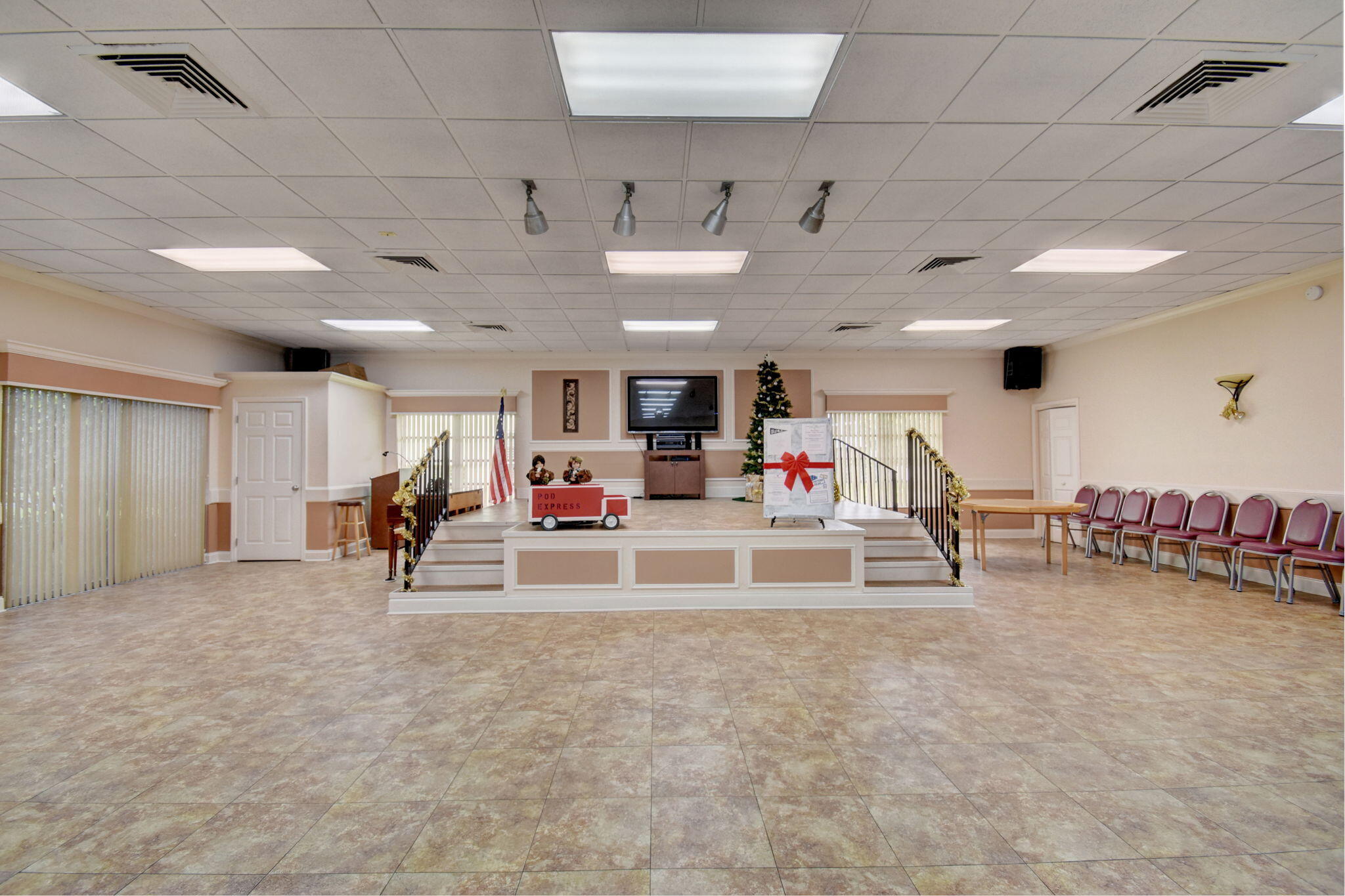 1131 Boxwood Drive 37-C