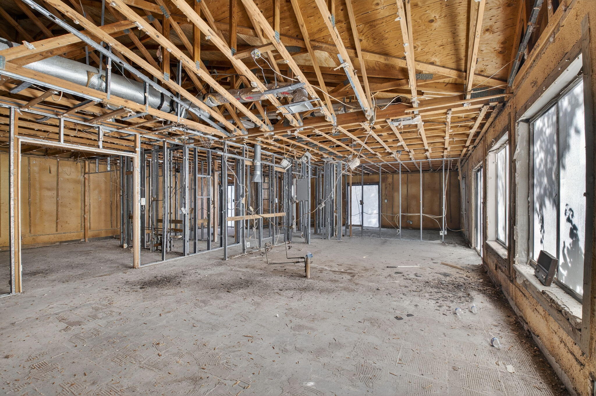 905 NW 21st Way