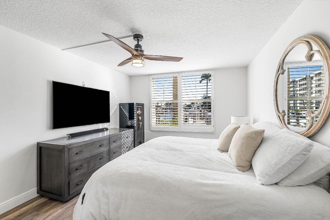 1 Harbourside Drive 1106, Delray Beach Unit: 1106