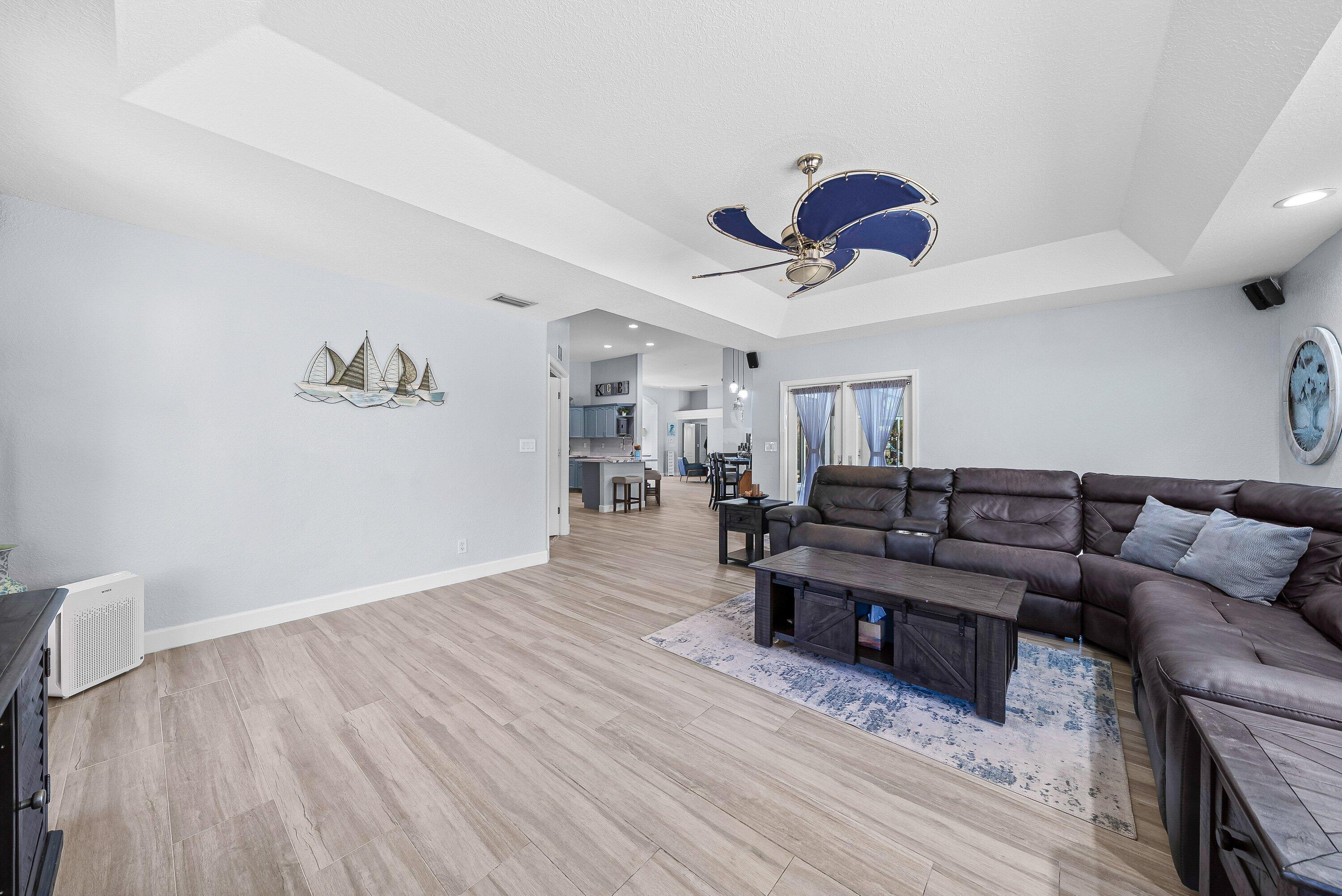 15929 86th Road N