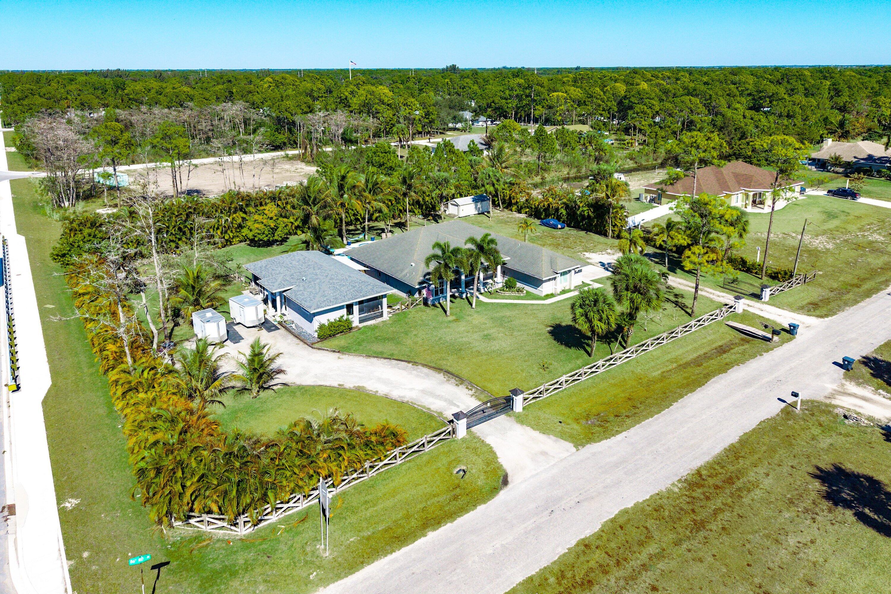 15929 86th Road N