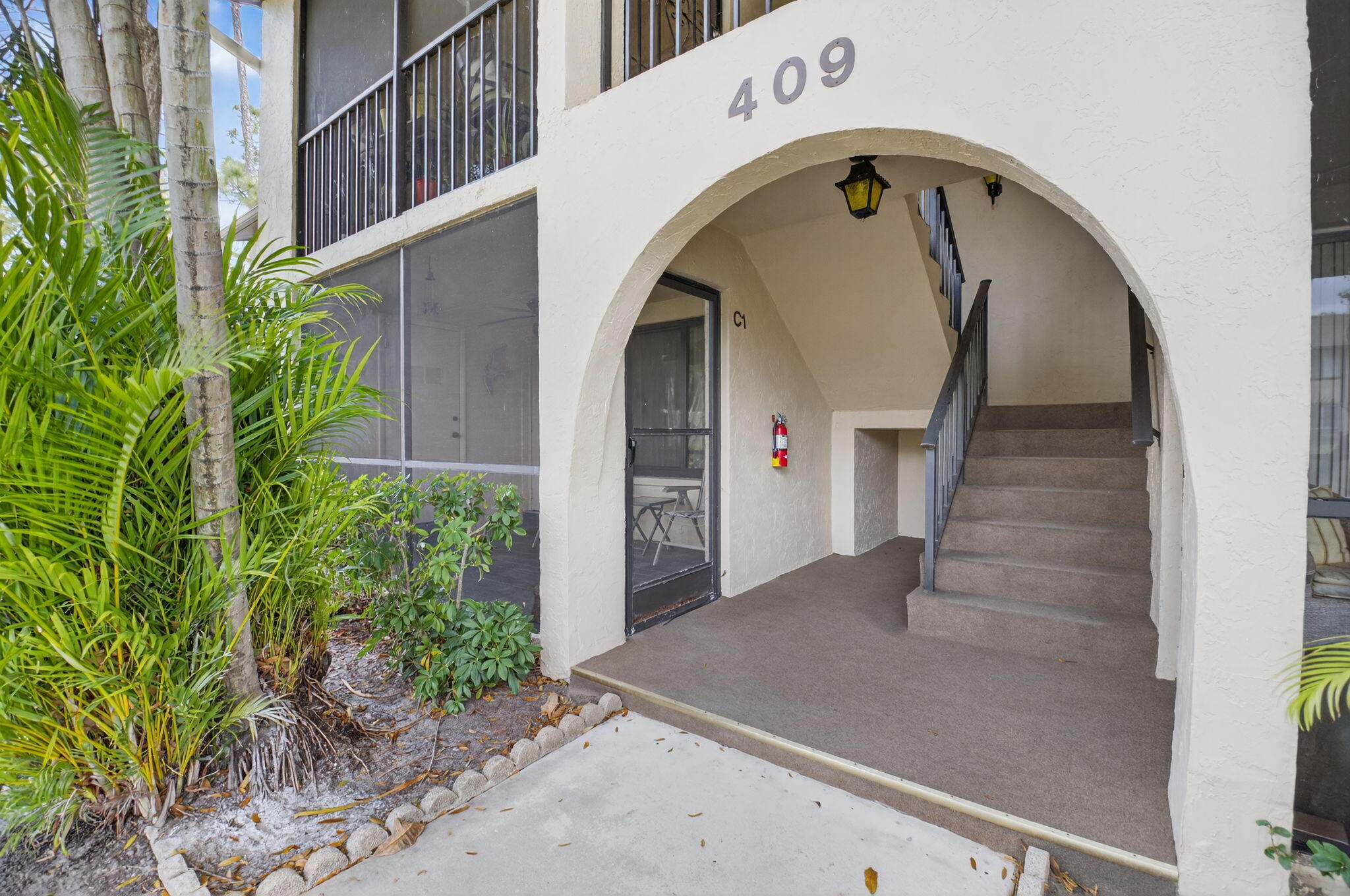 409 Pine Glen Lane C-1