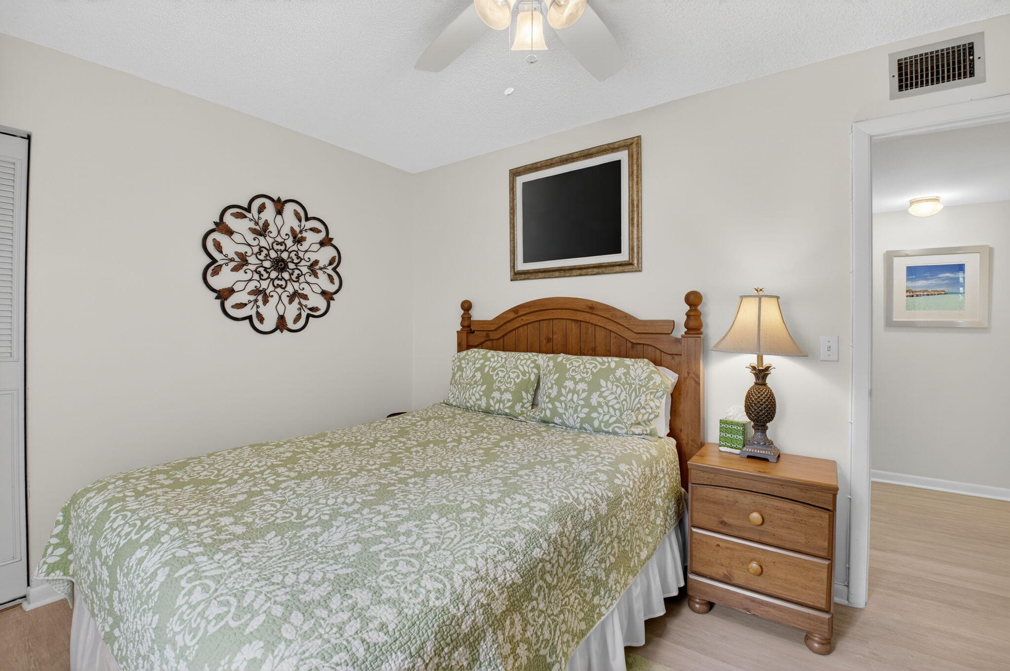 409 Pine Glen Lane C-1