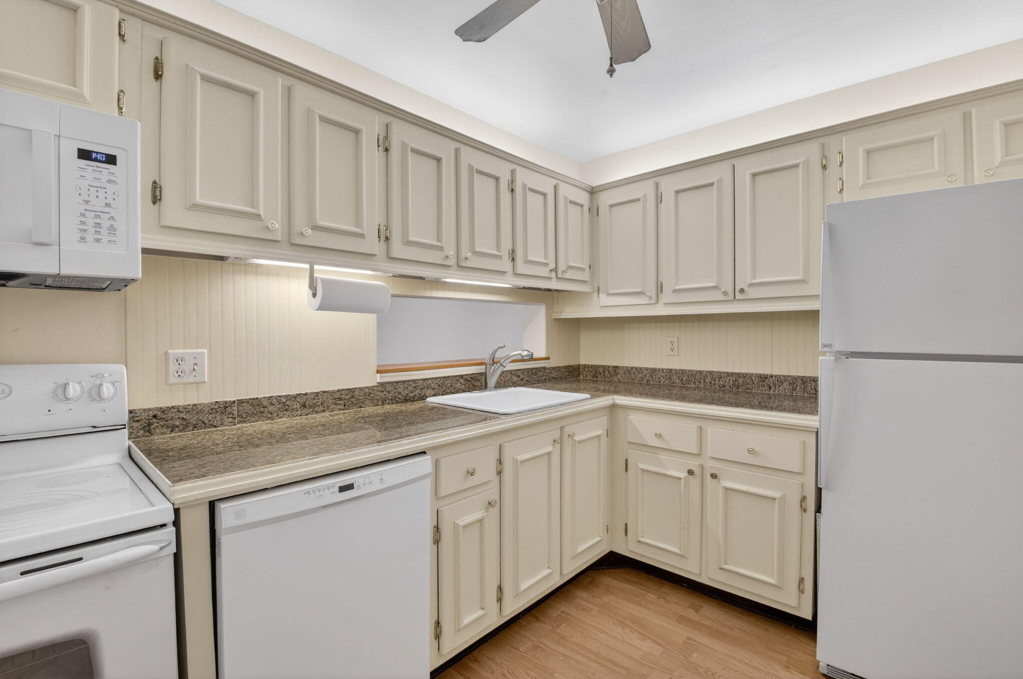 5190 Las Verdes Circle 120