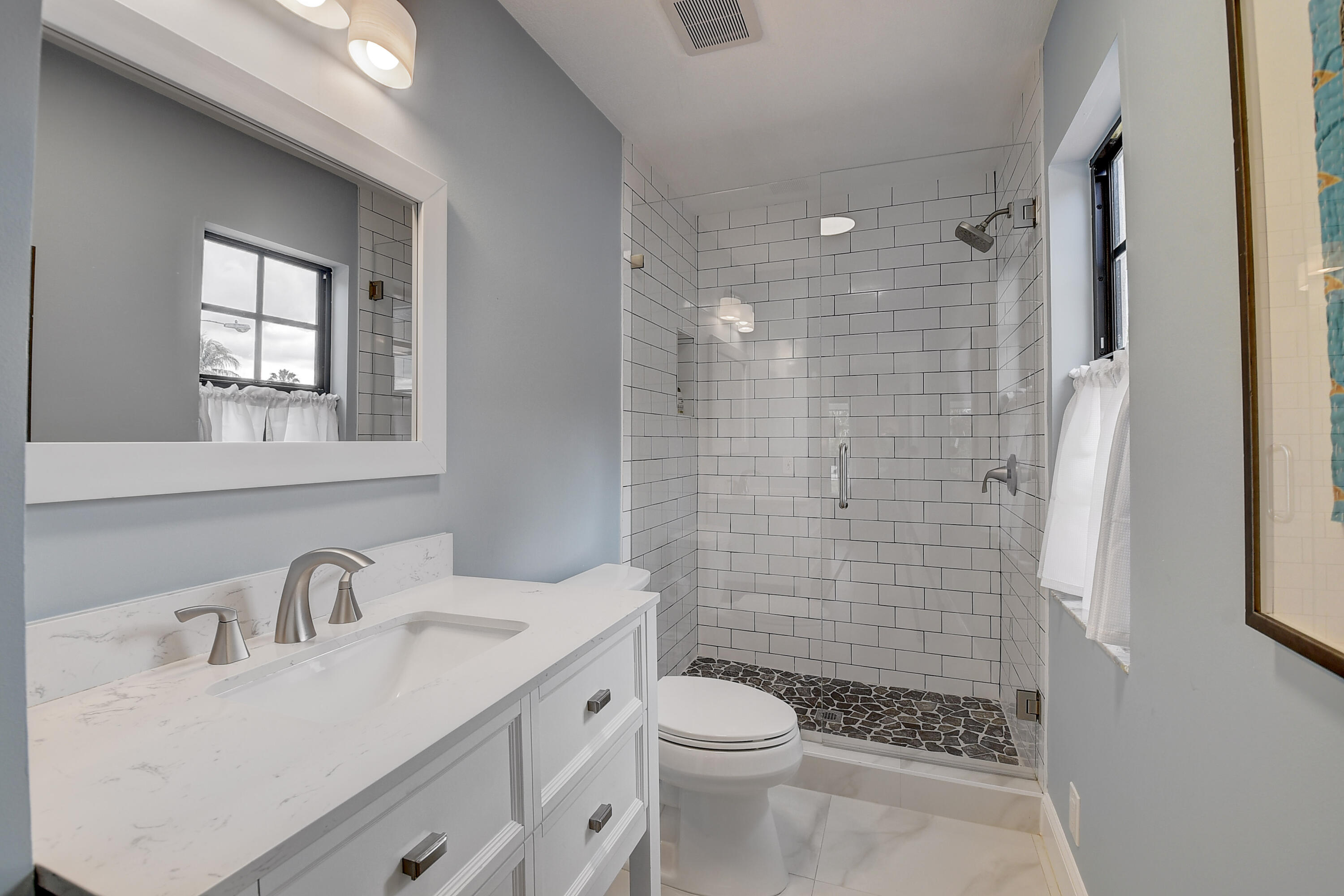 399 SW 15th Street