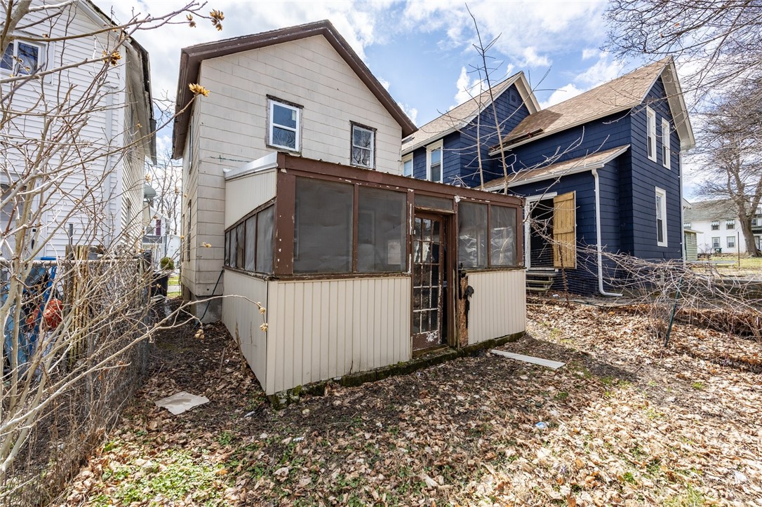28 West Avenue