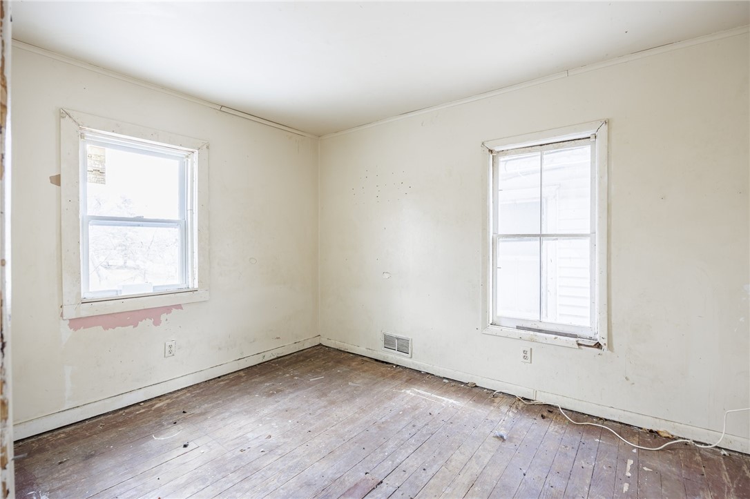 28 West Avenue