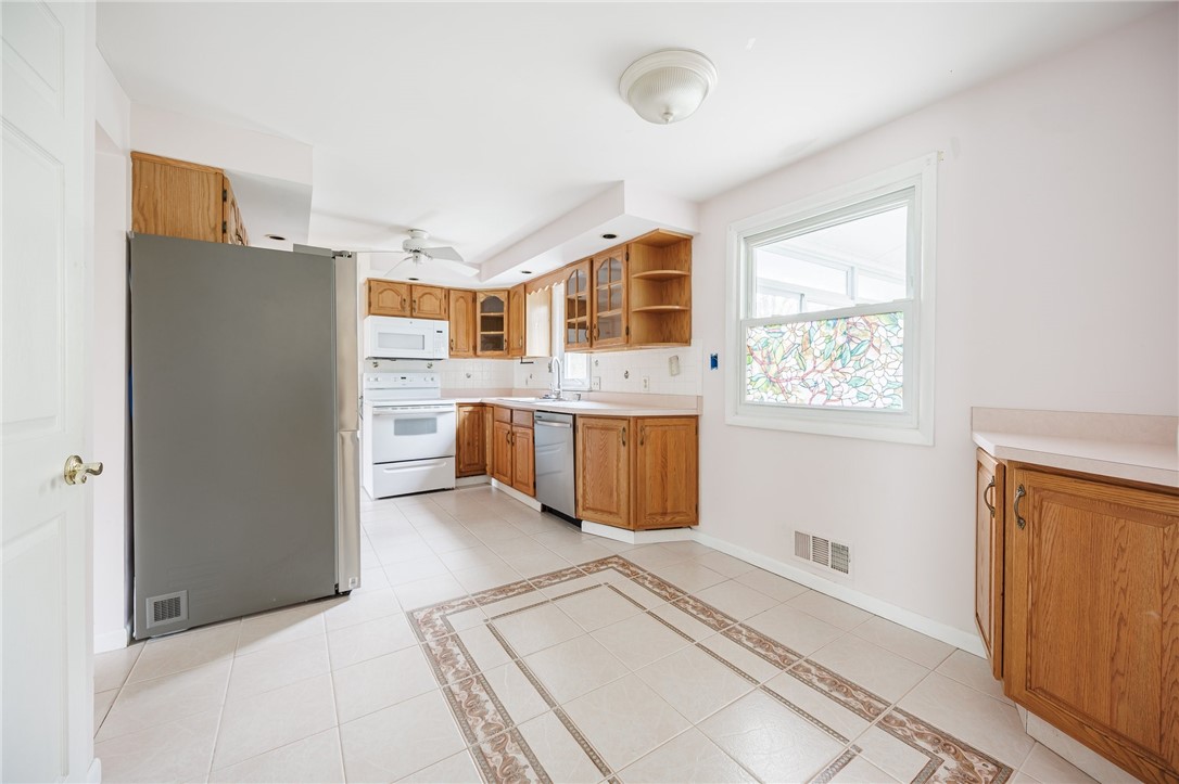 306 Applewood Drive