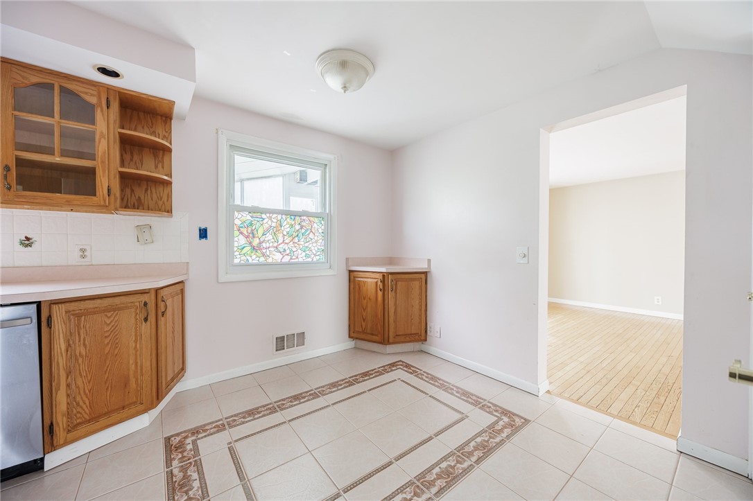 306 Applewood Drive