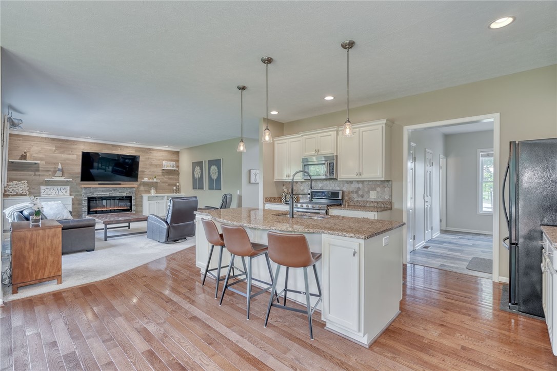 854 Esjay Drive