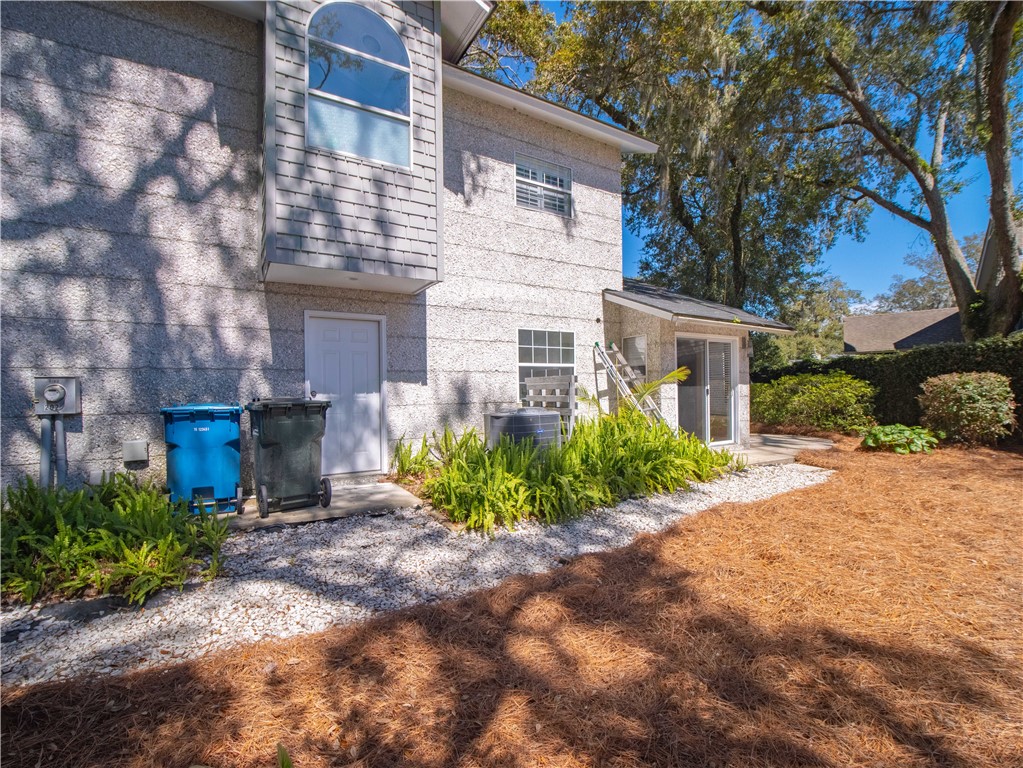 202 Grand Oaks Circle