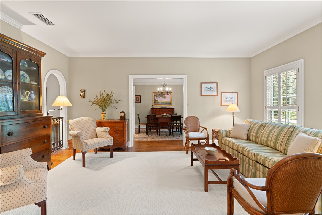 305 Mulberry Way