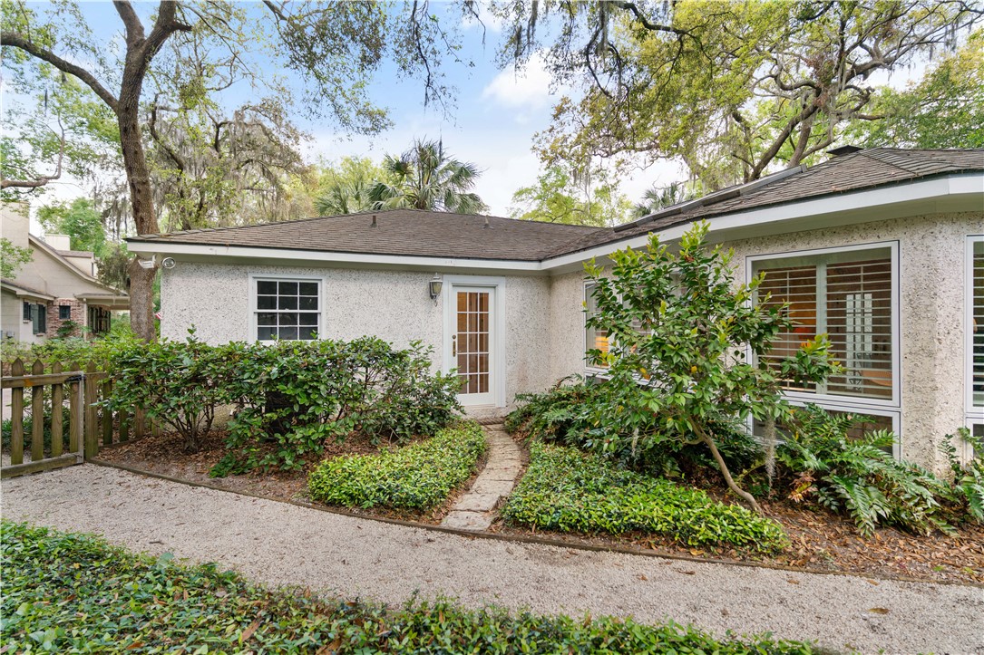 305 Mulberry Way