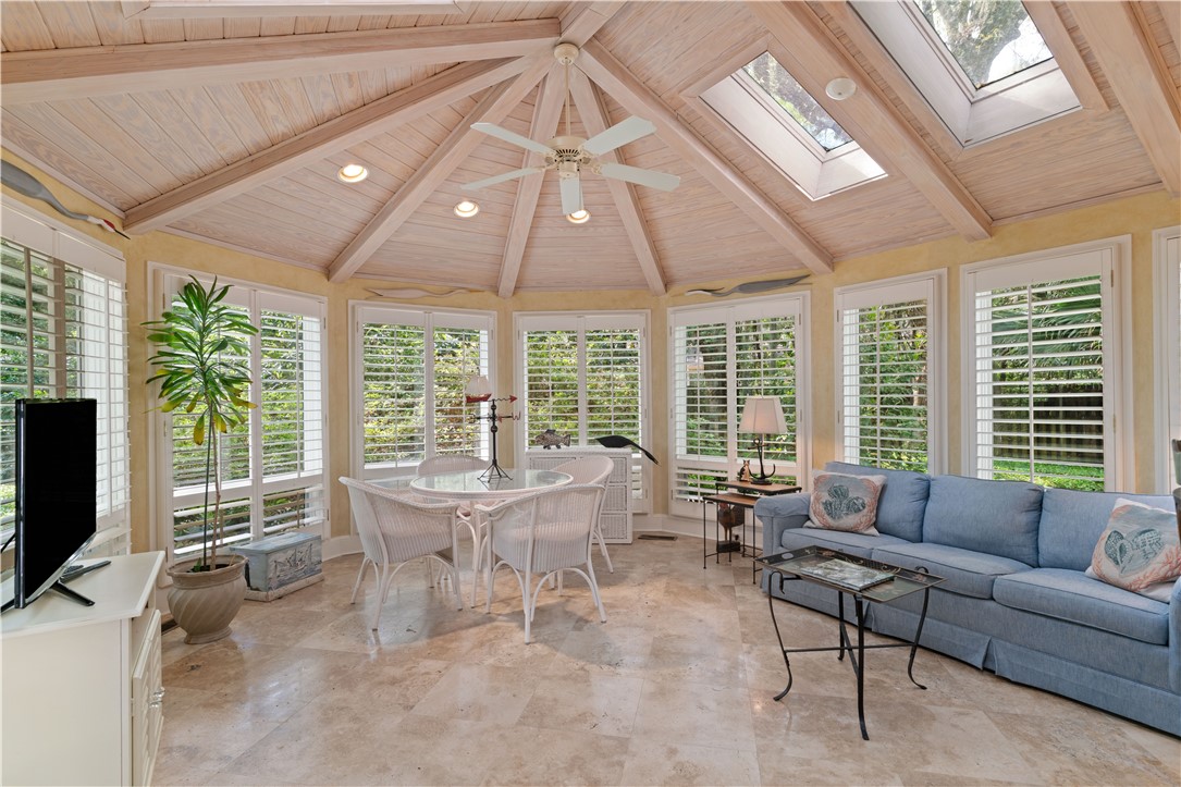 305 Mulberry Way