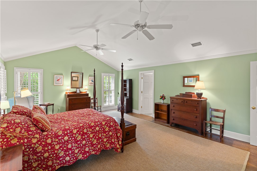 305 Mulberry Way