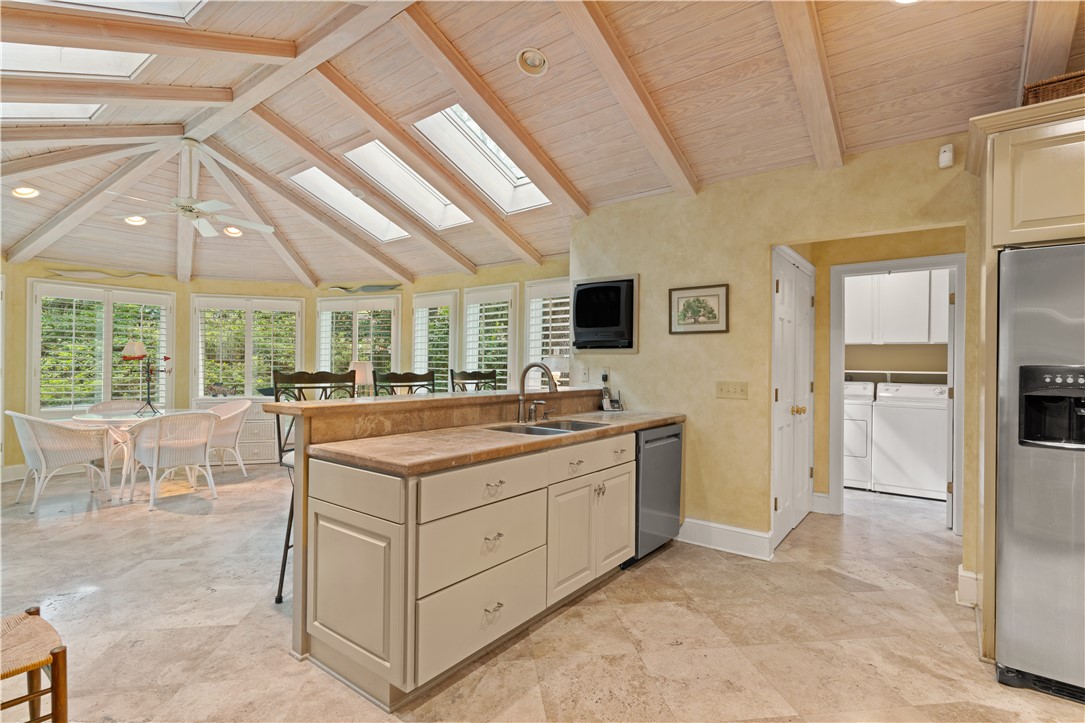 305 Mulberry Way