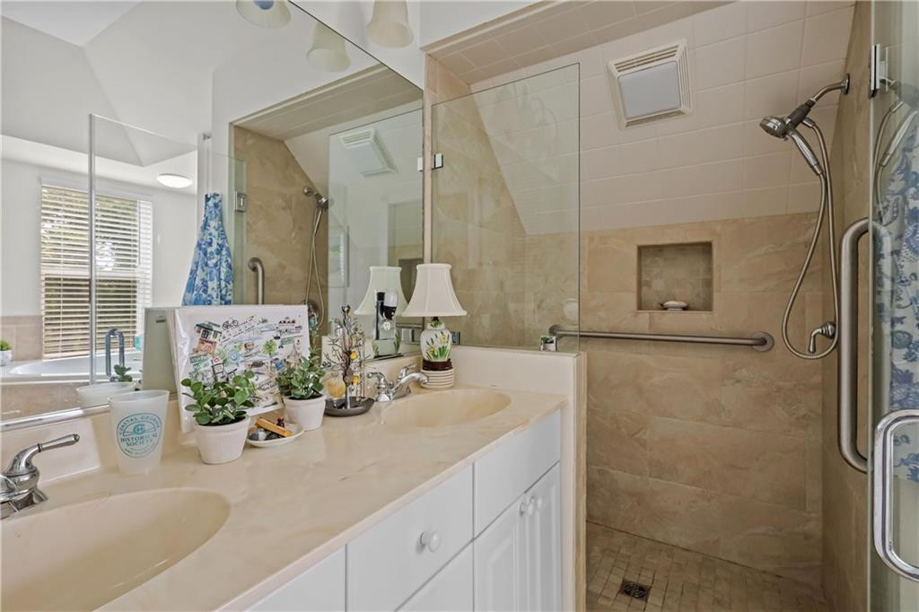 120 Shady Brook Circle 301