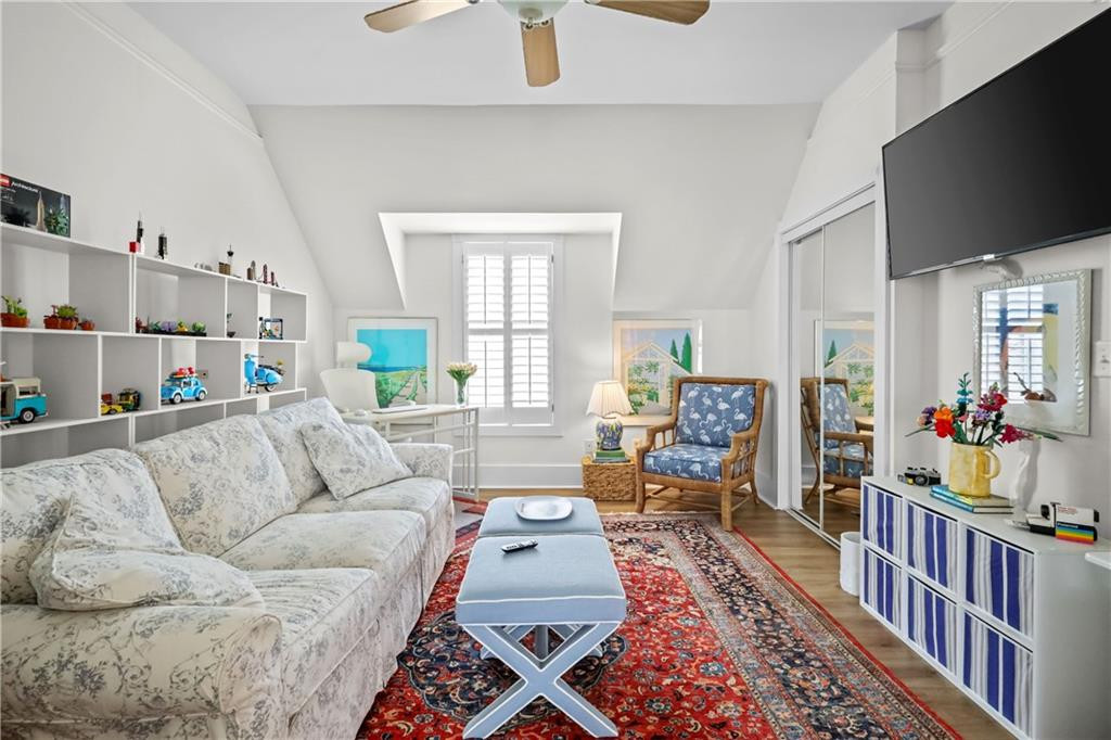 120 Shady Brook Circle 301